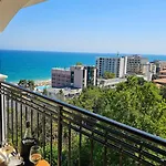Апартамент Hermann's Sea View - Bendita Mare *